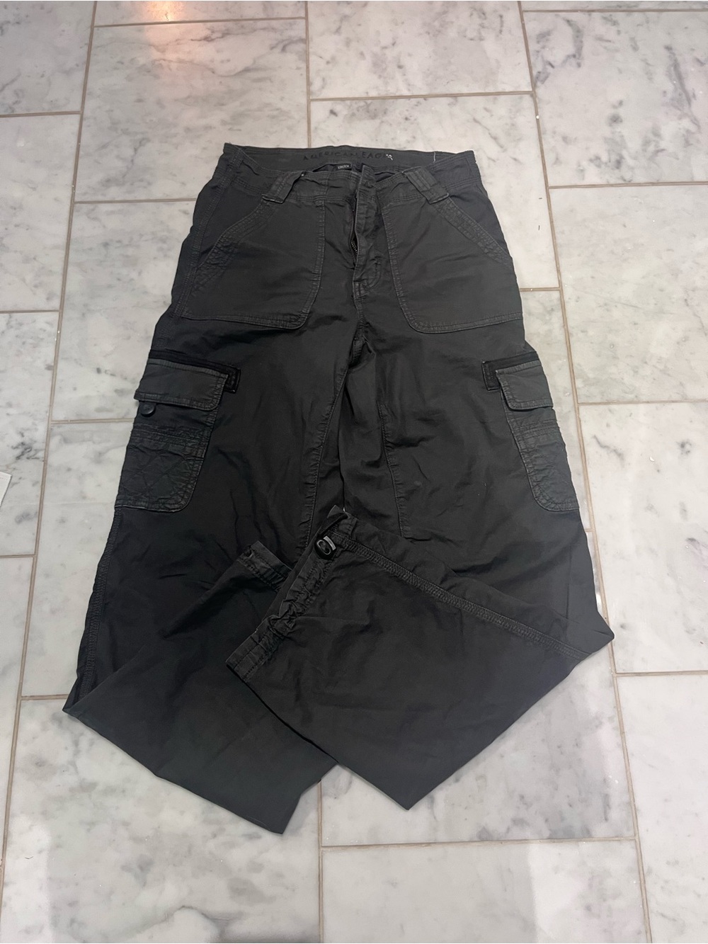 American Eagle Women's charcoal grey Wide Leg Cargo Pants